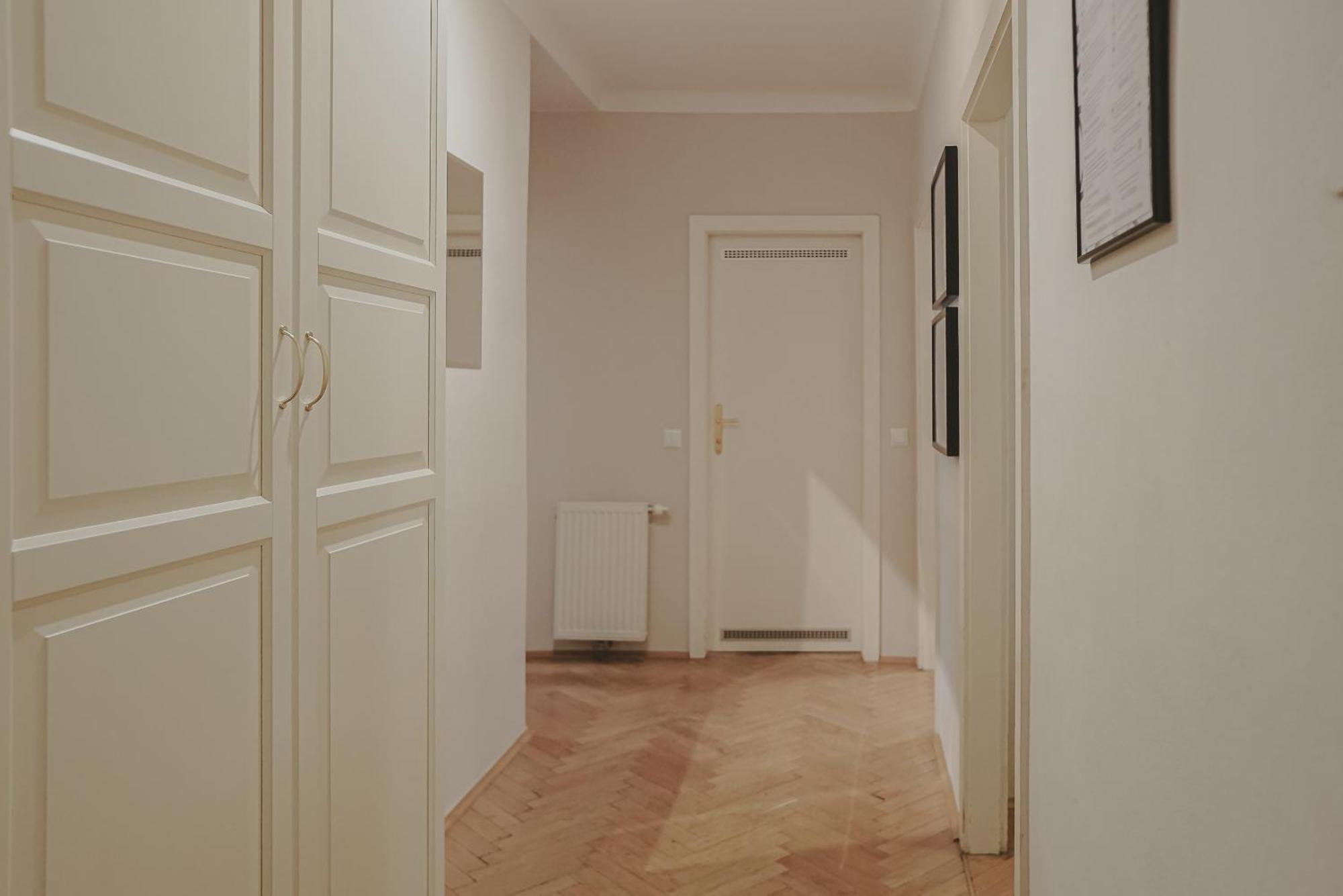 Heymi Apartments Schwedenplatz Vienna Exterior photo